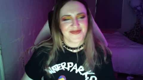 Flux online show from 12.01.25