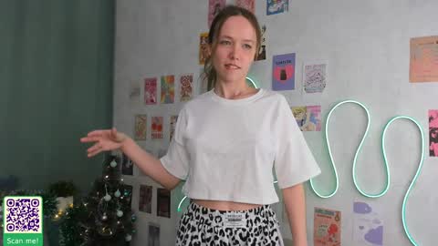 Polly online show from 01.02.25