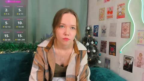 Polly online show from 01.04.25