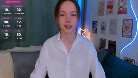 Polly online show from 02.03.25