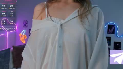 Polly online show from 03.10.25