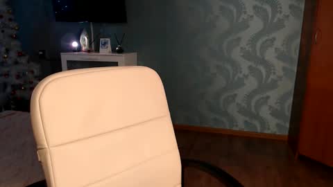 Snapshot of fofhcf chatting on 02.07.26 Molli Ready for any play with you. Hottest show in pvt Help a student earn big tokens online show from 02.07.26