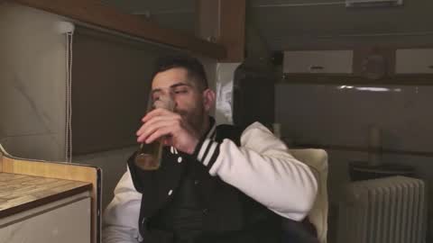 independent model online show from 02.02.26