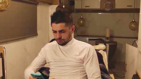 independent model online show from 03.05.26