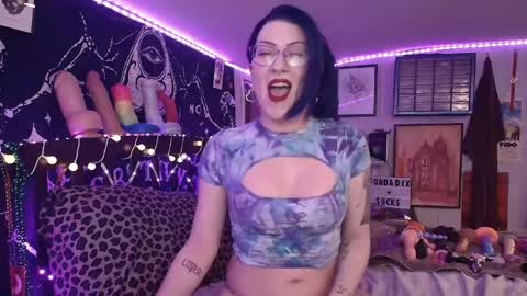 Fonda Dix online show from 03.02.25