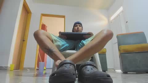 foot_master777 online show from 01.23.25