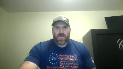 Snapshot of footballtroyg chatting on 09.27.25 footballtroyg online show from 09.27.25