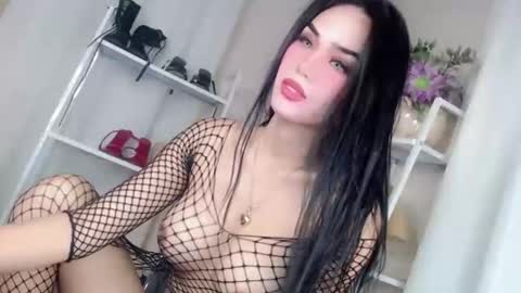 KHATRINA STACIE MARIE online show from 04.13.26