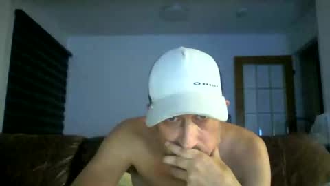 Snapshot of fouraide42 chatting on 11.15.25 fouraide42 online show from 11.15.25