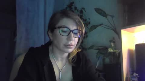fox_red_lady7 online show from 03.03.25