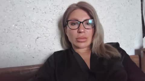 fox_red_lady7 online show from 03.27.26