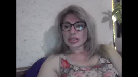 fox_red_lady7 online show from 03.29.26