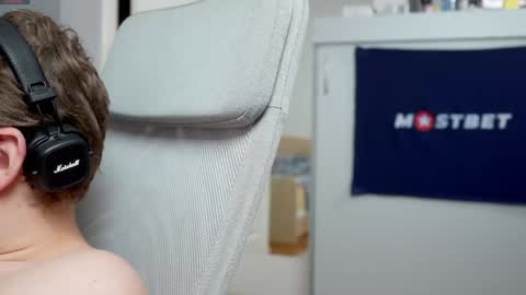 CUSTOM PHOTOS AND VIDEOS -  online show from 12.24.24