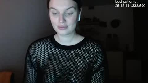 i am your baby Alien  online show from 03.06.25