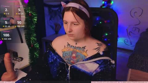 Snapshot of foxgirlandmerguis chatting on 12.21.24 Belinda online show from 12.21.24