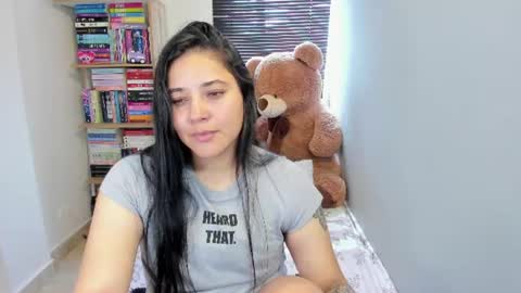 Snapshot of foxwen chatting on 07.02.26 wen. online show from 07.02.26