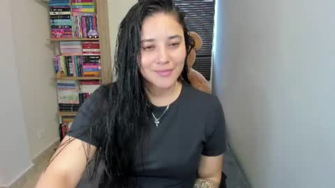 Snapshot of foxwen chatting on 07.13.26 wen. online show from 07.13.26