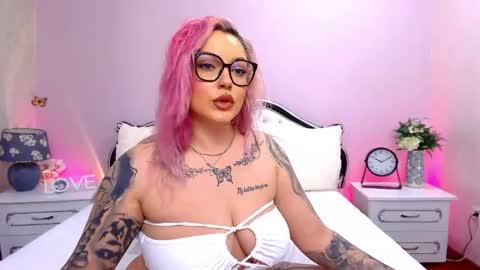 Clarise online show from 04.14.26