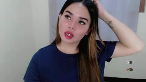 Snapshot of foxy_lei chatting on 10.08.25 foxy_lei online show from 10.08.25