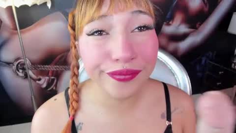 Snapshot of foxy_vilma chatting on 07.17.26 Miss Vilma online show from 07.17.26