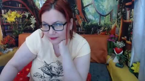 Snapshot of foxydesiree chatting on 07.07.26 foxydesiree online show from 07.07.26