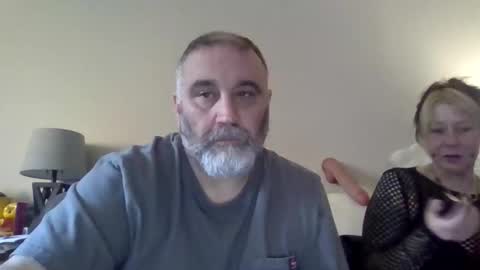 foxyfang online show from 10.31.25