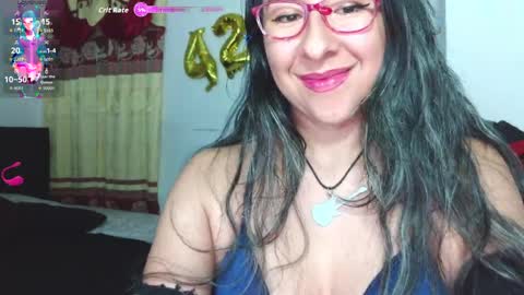 Snapshot of foxymalish chatting on 04.11.26 Malishka online show from 04.11.26
