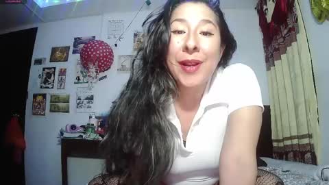Snapshot of foxymalish chatting on 04.27.26 Malishka online show from 04.27.26