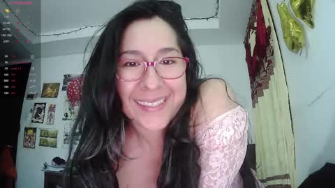 Snapshot of foxymalish chatting on 04.28.26 Malishka online show from 04.28.26