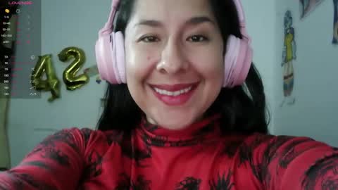 Snapshot of foxymalish chatting on 06.01.26 Malishka online show from 06.01.26