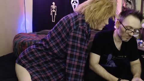 Snapshot of foxymalloryknoxy69 chatting on 11.02.25 Mallory Koxx online show from 11.02.25