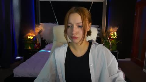 Snapshot of foxymayy chatting on 05.18.26 Maya online show from 05.18.26