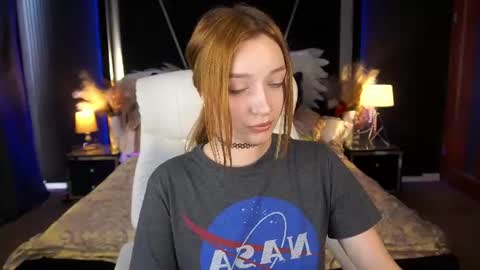 Snapshot of foxymayy chatting on 07.02.26 Maya online show from 07.02.26