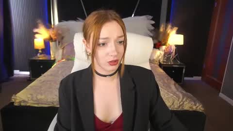 Snapshot of foxymayy chatting on 07.04.26 Maya online show from 07.04.26