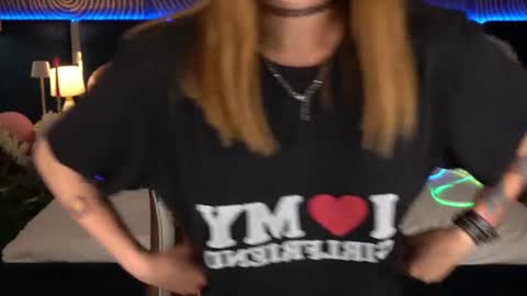 Snapshot of foxymayy chatting on 07.12.26 Maya online show from 07.12.26