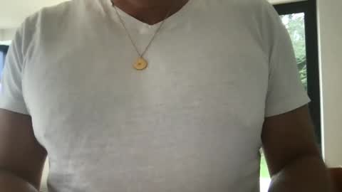 Snapshot of foxysausage chatting on 12.10.24 foxysausage online show from 12.10.24