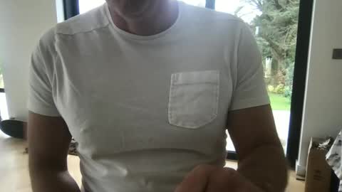 Snapshot of foxysausage chatting on 02.01.25 foxysausage online show from 02.01.25