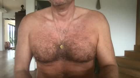 Snapshot of foxysausage chatting on 12.21.25 foxysausage online show from 12.21.25