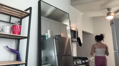 Angel online show from 10.10.25