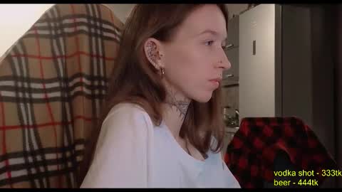 Snapshot of fran_bow chatting on 10.17.25 fran_bow online show from 10.17.25