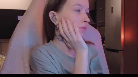 fran_bow online show from 02.25.26