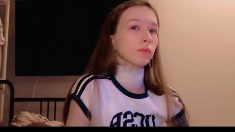 fran_bow online show from 04.06.26