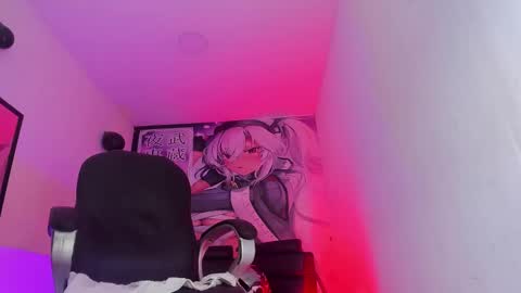 Snapshot of fran_boy_ chatting on 03.01.25 Fran online show from 03.01.25