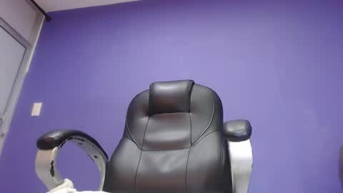 Snapshot of fran_boy_ chatting on 03.03.25 Fran online show from 03.03.25