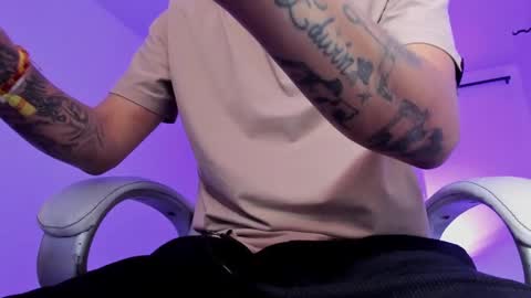 Snapshot of fran_boy_ chatting on 09.18.25 Fran online show from 09.18.25