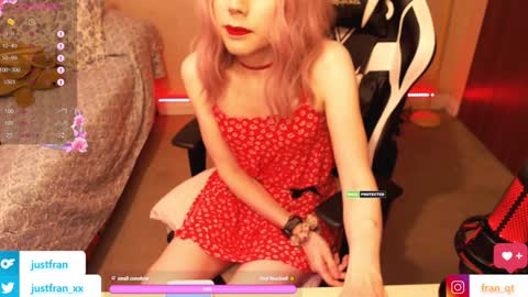 Snapshot of fran_qt chatting on 01.21.25 Fran online show from 01.21.25