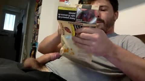 Snapshot of francaiiiiis chatting on 10.28.25 francaiiiiis online show from 10.28.25