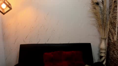 Snapshot of francesca_bbw chatting on 02.08.25 online show from 02.08.25