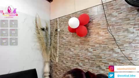 Snapshot of francesca_bbw chatting on 03.05.25 online show from 03.05.25