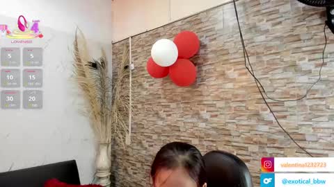 Snapshot of francesca_bbw chatting on 03.10.25 online show from 03.10.25